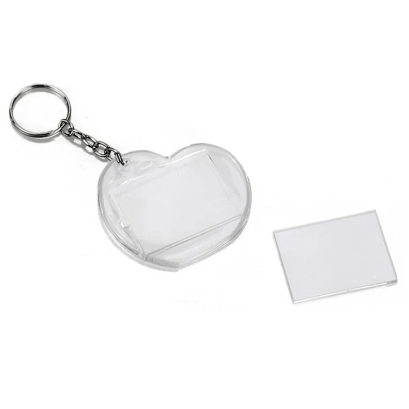 Kit com 100 Chaveiros de Acrílico para Personalização com Foto 3x4 (50 Formato Coração + 50 Formato Retangular)