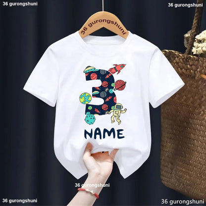Camiseta de Aniversário para Meninos - Personalizada com Tema Astronauta